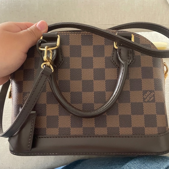 Louis Vuitton Alma BB - Picture 1 of 5